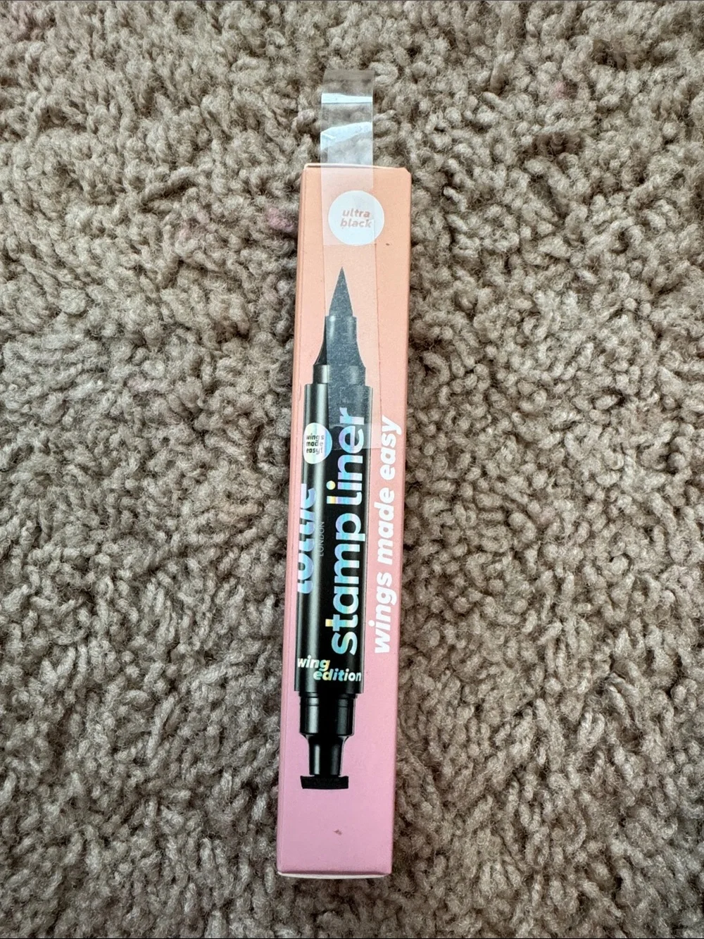 Lottie London Stamp & Wing Liner Duo -?Wing It